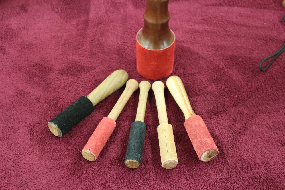 Leder-Holz-Reiber für Klangschalen